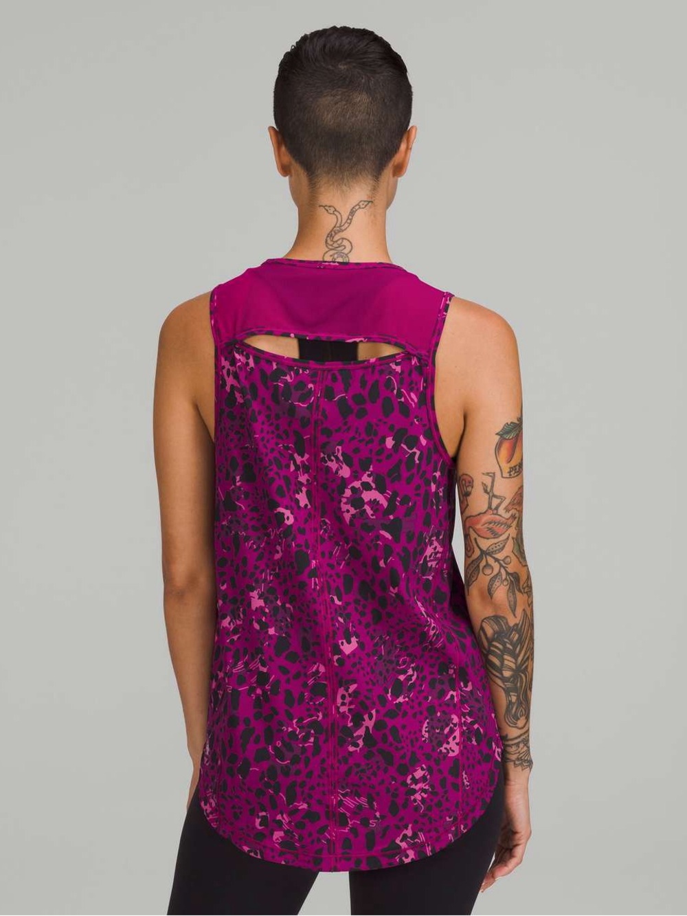 Set Of 2 Lululemon Women's Sz 8 Sculpt Tank Top Cheetah Camo Magenta Purple Mesh